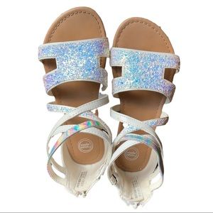WONDER NATION - Brand new kid’s white glittery sandals, size 1.